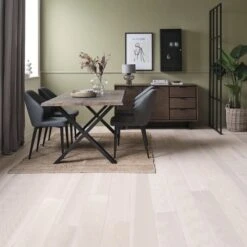 ROSKILDE L200 Table Chêne Foncé + 4 LUNDERSKOV Noir 5 ROSKILDE L200 Table Chêne Foncé + 4 LUNDERSKOV Noir -Meubles Soldes Boutique 189182 2